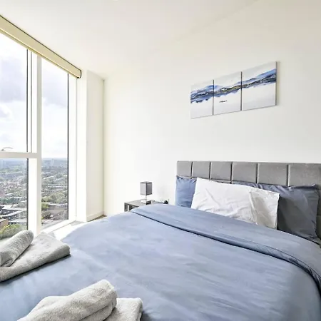Luxury High-Rise 21St Floor 2 Bedroom 2 Bath Flat London Exterior photo