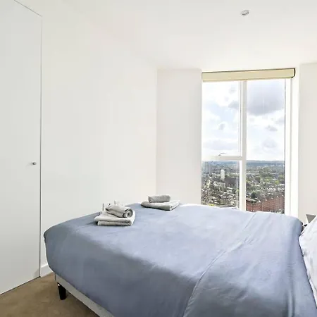 Luxury High-Rise 21St Floor 2 Bedroom 2 Bath Flat London Exterior photo