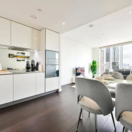 Luxury High-Rise 21St Floor 2 Bedroom 2 Bath Flat London Exterior photo