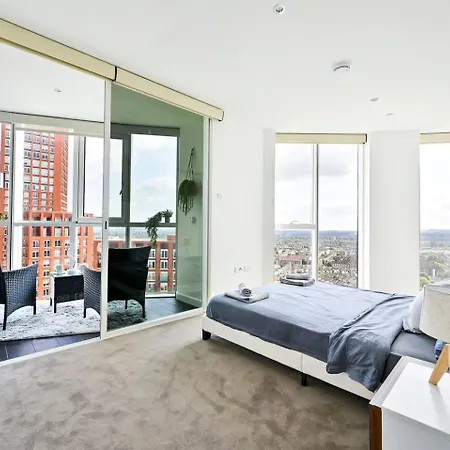 Luxury High-Rise 21St Floor 2 Bedroom 2 Bath Flat London Exterior photo